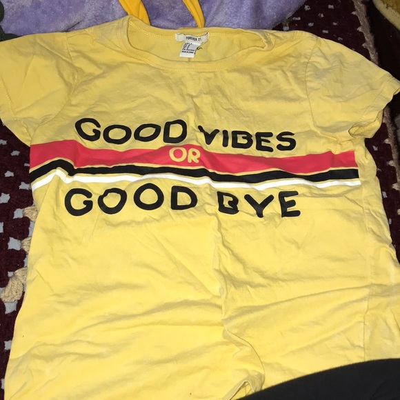 Forever 21 Tops - T Shirt